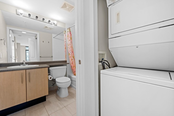 Photo 14 at 709 - 3660 Vanness Avenue, Collingwood VE, Vancouver East