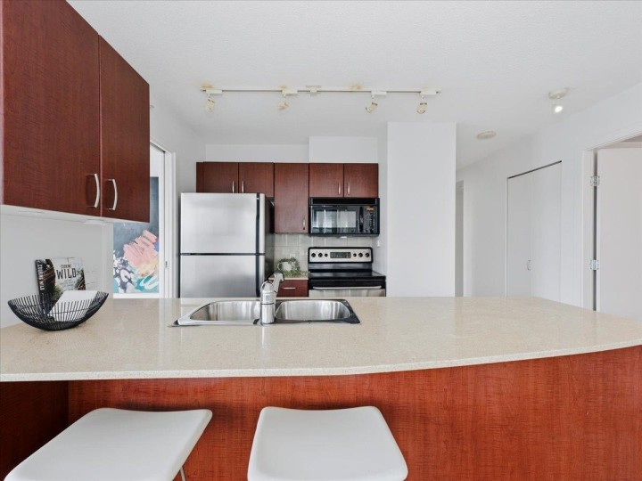 Photo 7 at 2807 - 610 Granville Street, Downtown VW, Vancouver West