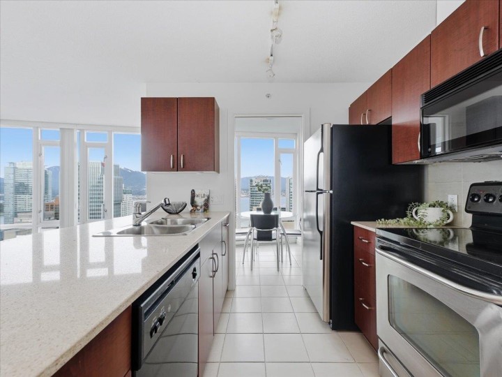 Photo 8 at 2807 - 610 Granville Street, Downtown VW, Vancouver West