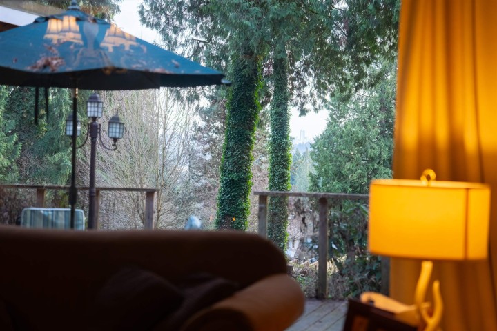 Photo 26 at 1372 Ottawa Avenue, Ambleside, West Vancouver