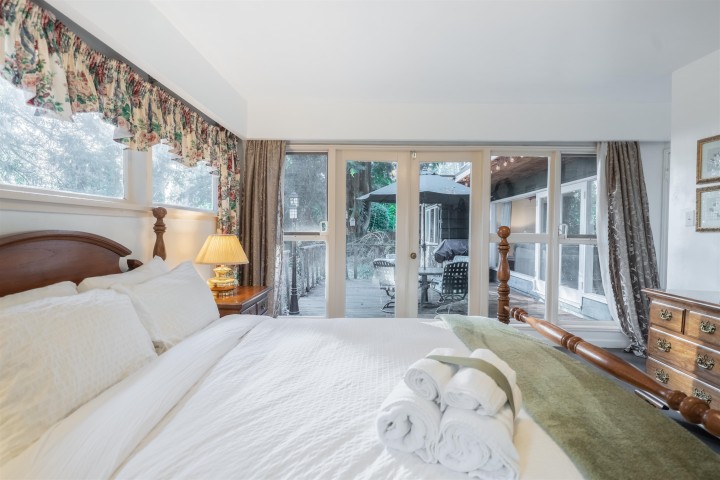 Photo 10 at 1372 Ottawa Avenue, Ambleside, West Vancouver