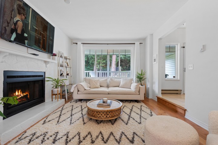 Photo 9 at 5636 Marine Drive, Eagle Harbour, West Vancouver