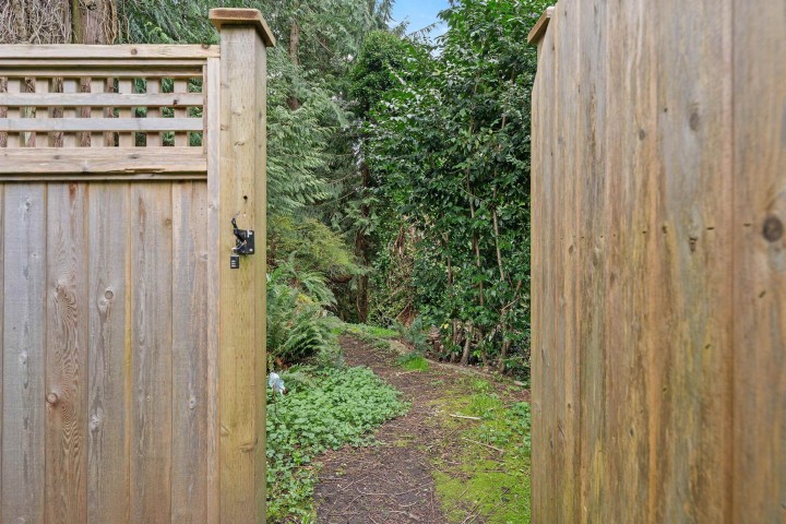 Photo 37 at 5636 Marine Drive, Eagle Harbour, West Vancouver