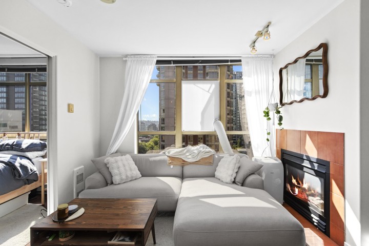 Photo 10 at 1105 - 819 Hamilton Street, Downtown VW, Vancouver West