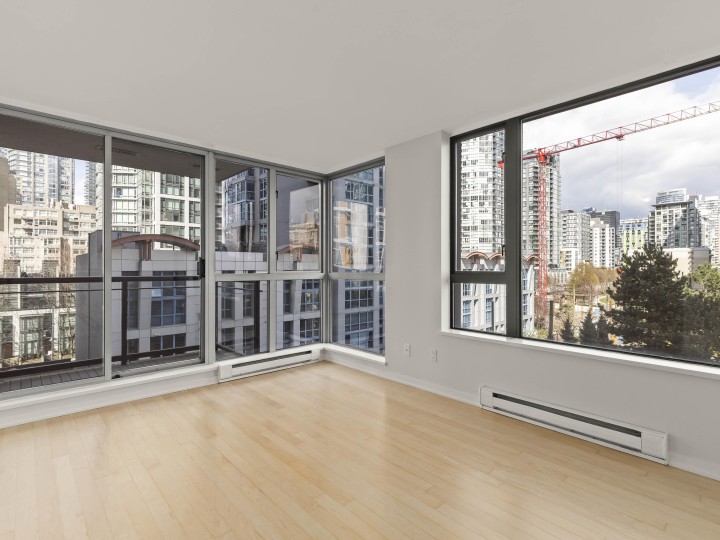 Photo 1 at 701 - 1295 Richards Street, Downtown VW, Vancouver West