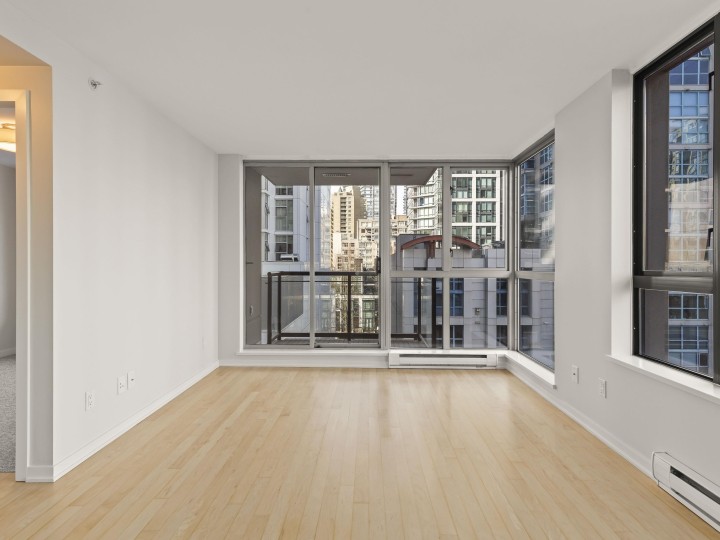 Photo 11 at 701 - 1295 Richards Street, Downtown VW, Vancouver West