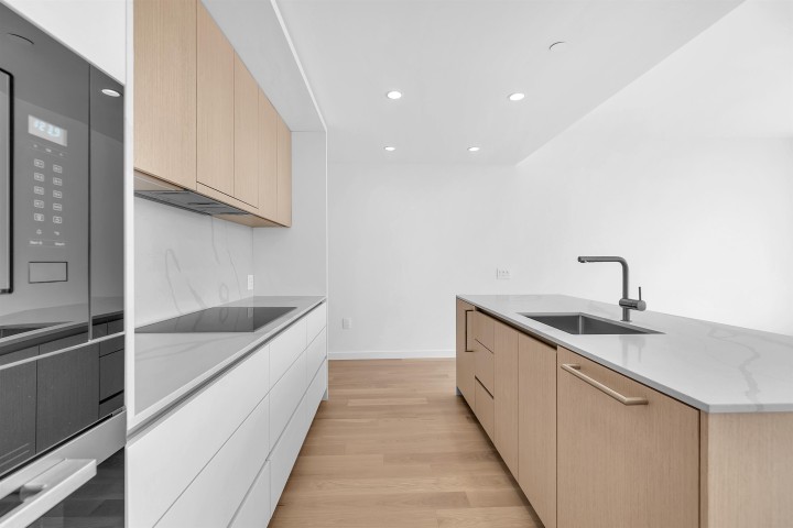 Photo 15 at 403 - 3963 Uplands Way, Cypress Park Estates, West Vancouver