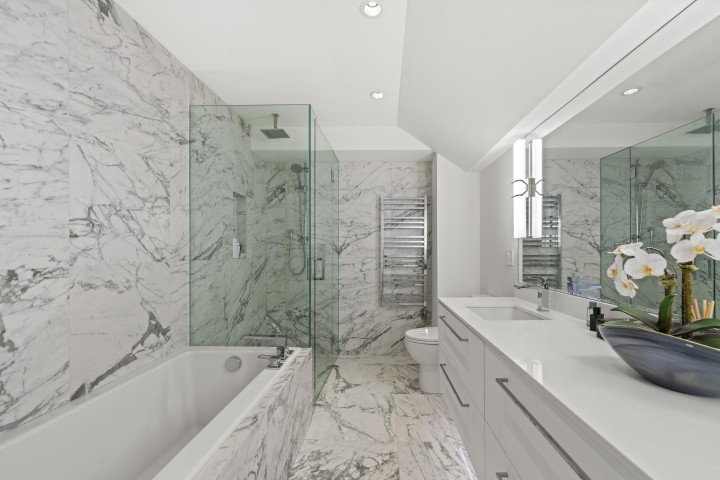 Photo 27 at 1230 Esquimalt Avenue, Ambleside, West Vancouver