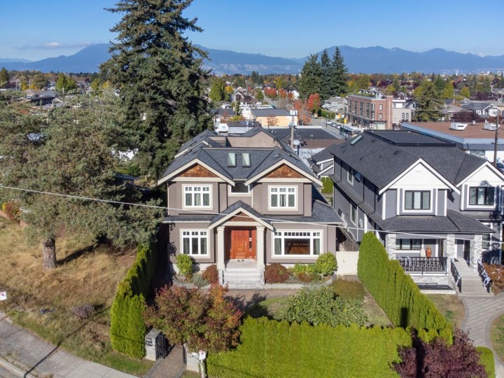 Photo 1 at 2817 Oliver Crescent, Arbutus, Vancouver West