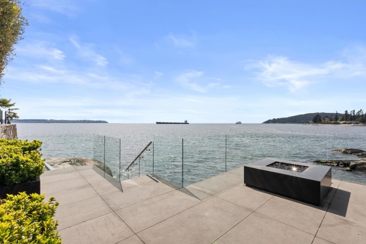 Photo 4 at 3906 Marine Drive, West Bay, West Vancouver