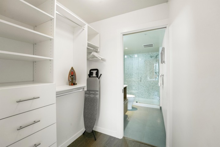 Photo 8 at 608 - 189 Keefer Street, Downtown VE, Vancouver East