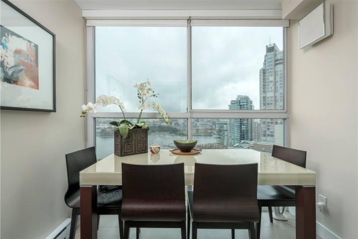 Photo 8 at 1404 - 1323 Homer Street, Yaletown, Vancouver West