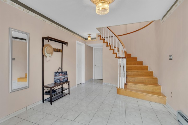 Photo 2 at 3240 Clive Avenue, Collingwood VE, Vancouver East