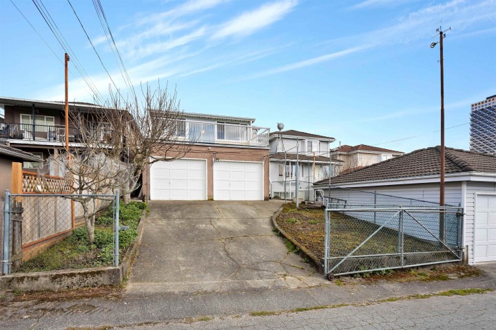 Photo 37 at 3240 Clive Avenue, Collingwood VE, Vancouver East