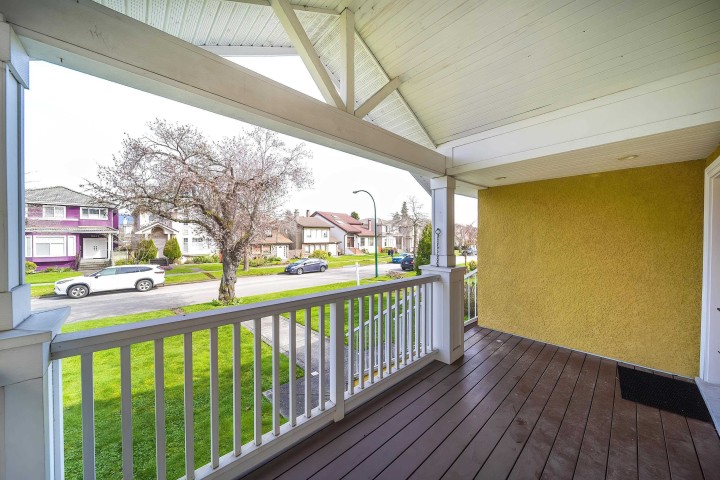 Photo 2 at 2862 W 22nd Avenue, Arbutus, Vancouver West