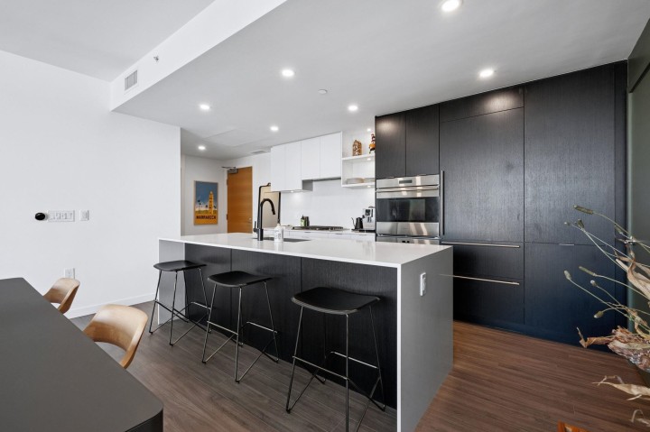 Photo 6 at 802 - 210 E 5th Avenue, Mount Pleasant VE, Vancouver East