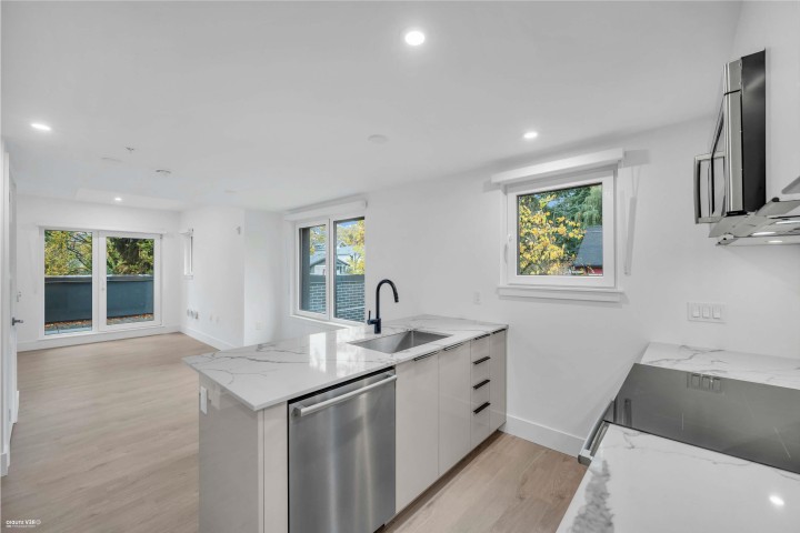 Photo 7 at 108 - 2085 E 1 Avenue, Grandview Woodland, Vancouver East