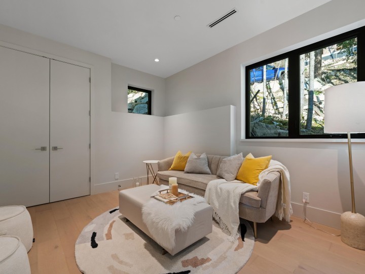 Photo 34 at 5657 Westport Road, Eagle Harbour, West Vancouver