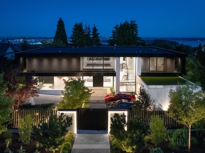 Photo 8 at 690 Knockmaroon Road, British Properties, West Vancouver
