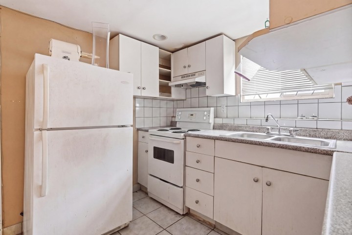 Photo 27 at 2349 E Pender Street, Hastings, Vancouver East