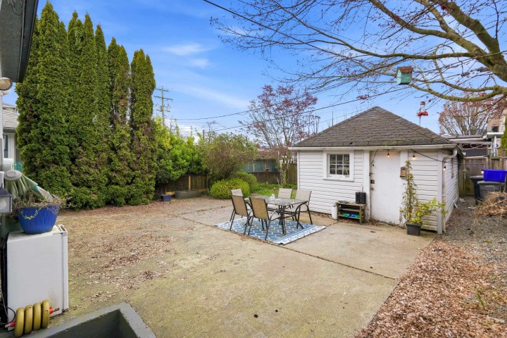 Photo 7 at 2349 E Pender Street, Hastings, Vancouver East