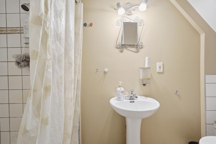 Photo 29 at 2349 E Pender Street, Hastings, Vancouver East