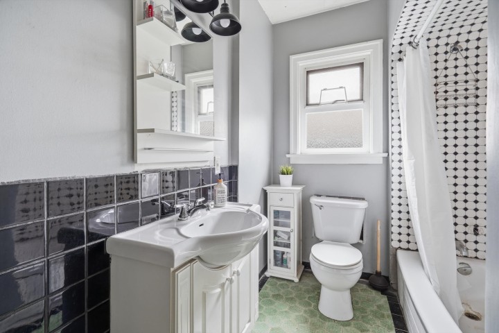 Photo 25 at 2349 E Pender Street, Hastings, Vancouver East