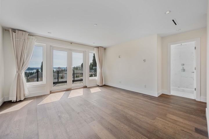 Photo 15 at 1468 Kings Avenue, Ambleside, West Vancouver