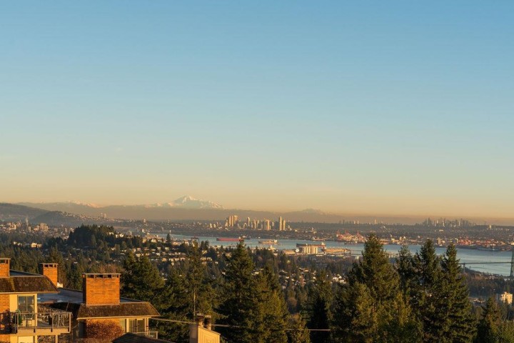 Photo 5 at 63 - 2212 Folkestone Way, Panorama Village, West Vancouver