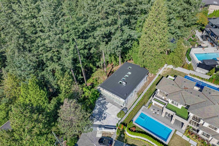 Photo 38 at 4138 Burkehill Road, Bayridge, West Vancouver