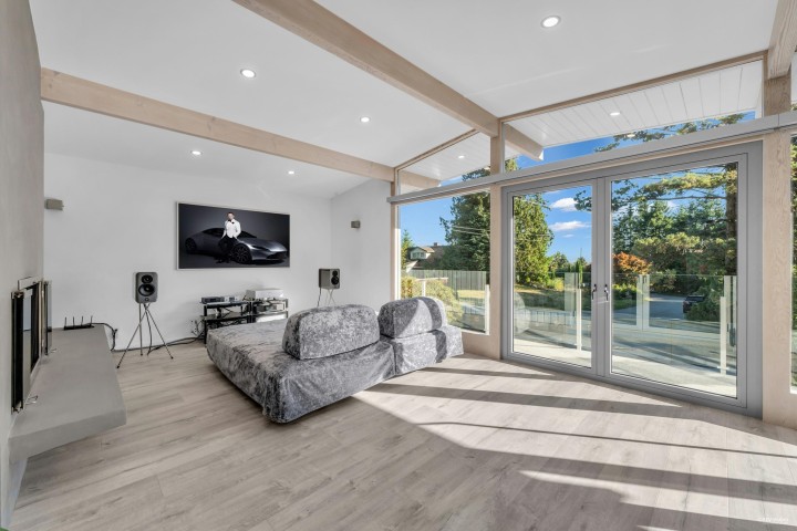 Photo 8 at 4138 Burkehill Road, Bayridge, West Vancouver