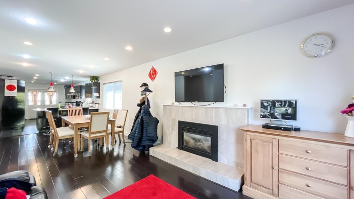 Photo 5 at 1420 Park Drive, Marpole, Vancouver West
