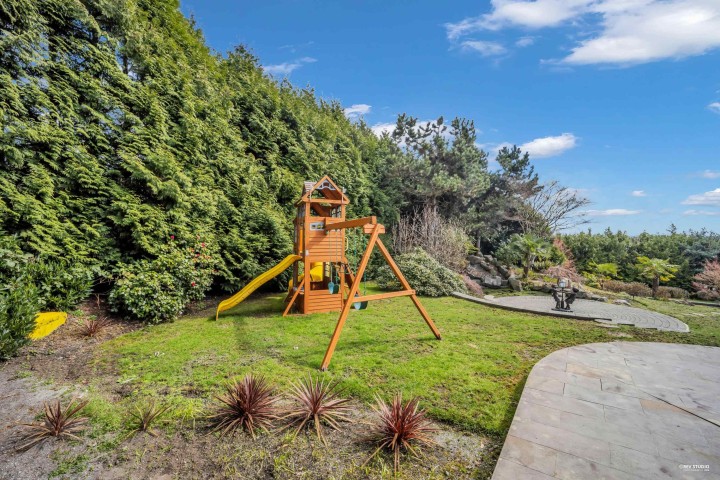Photo 36 at 848 Eyremount Drive, British Properties, West Vancouver