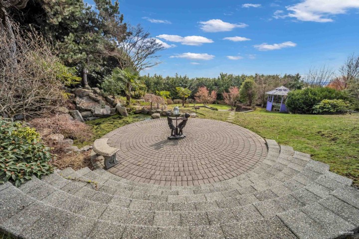 Photo 37 at 848 Eyremount Drive, British Properties, West Vancouver