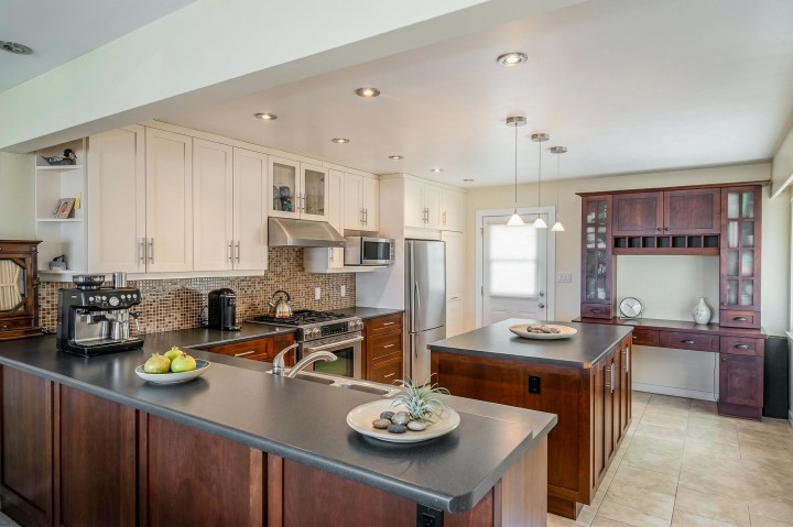 Photo 4 at 2244 W 32nd Avenue, Quilchena, Vancouver West