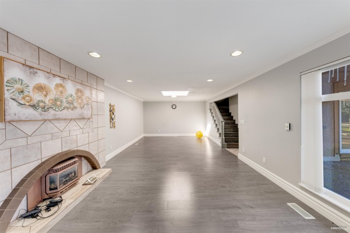 Photo 16 at 1366 Kings Avenue, Ambleside, West Vancouver