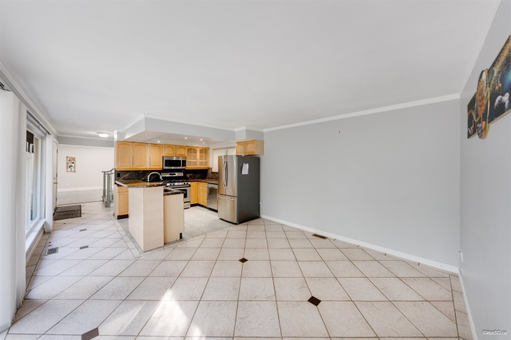 Photo 8 at 1366 Kings Avenue, Ambleside, West Vancouver