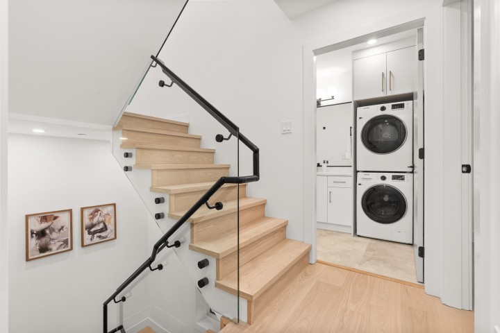 Photo 10 at 2 - 1822 E 14th Avenue, Grandview Woodland, Vancouver East
