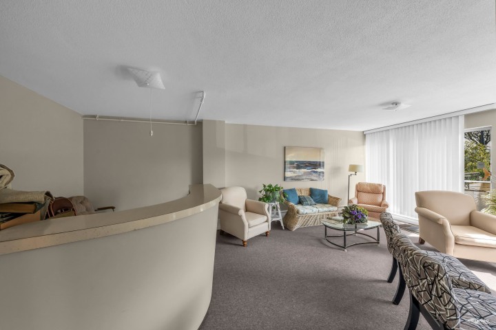 Photo 23 at 404 - 1930 Marine Drive, Ambleside, West Vancouver