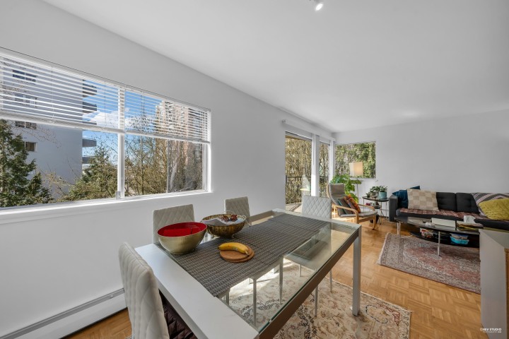Photo 7 at 404 - 1930 Marine Drive, Ambleside, West Vancouver