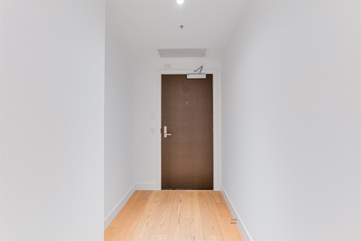 Photo 2 at 100 - 1561 W 57th Avenue, South Granville, Vancouver West