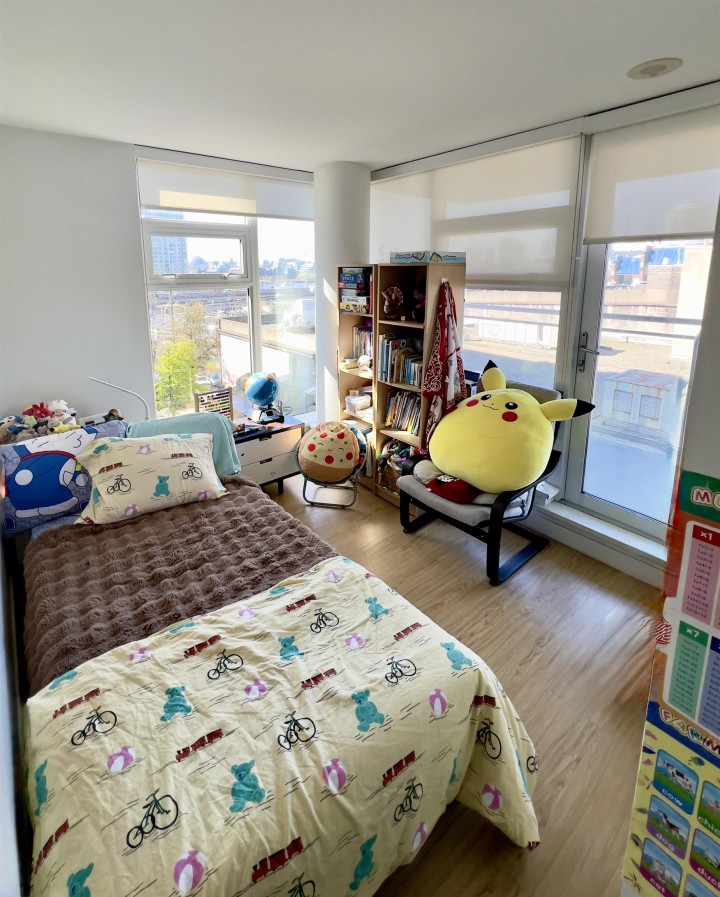 Photo 13 at 802 - 188 Keefer Street, Downtown VE, Vancouver East