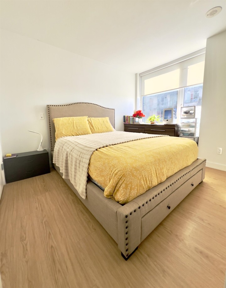 Photo 10 at 802 - 188 Keefer Street, Downtown VE, Vancouver East