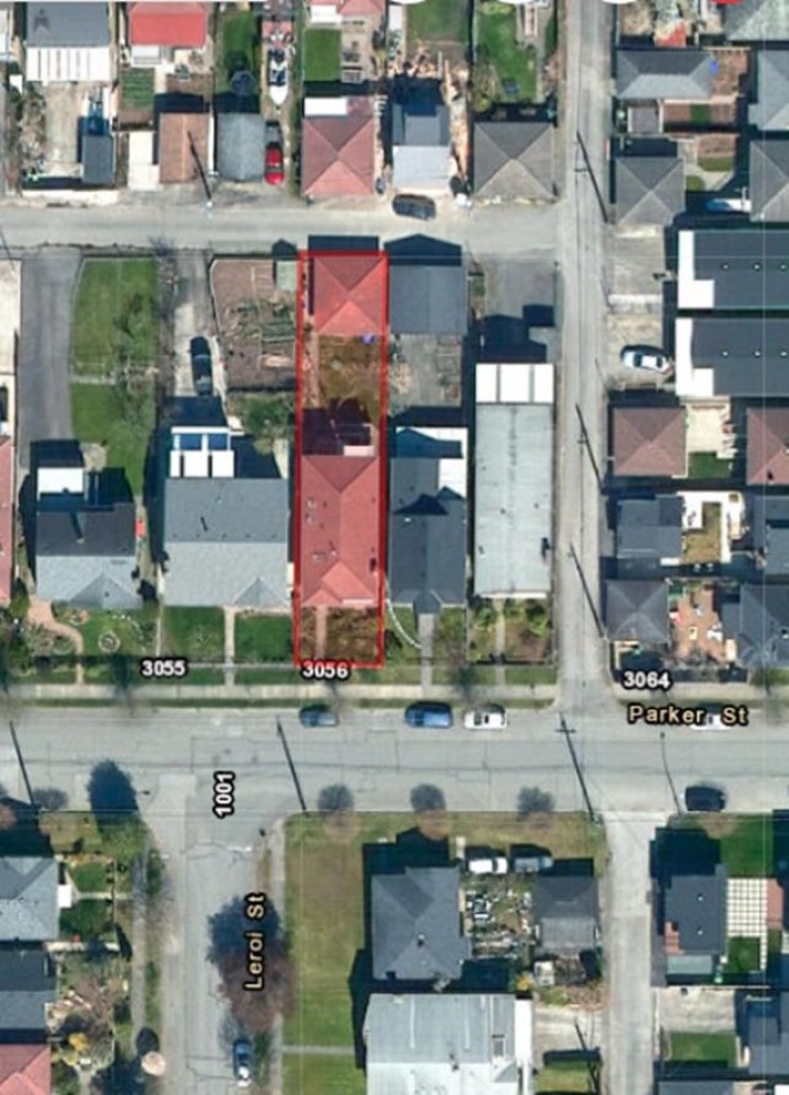 Photo 2 at 3061 Parker Street, Renfrew VE, Vancouver East