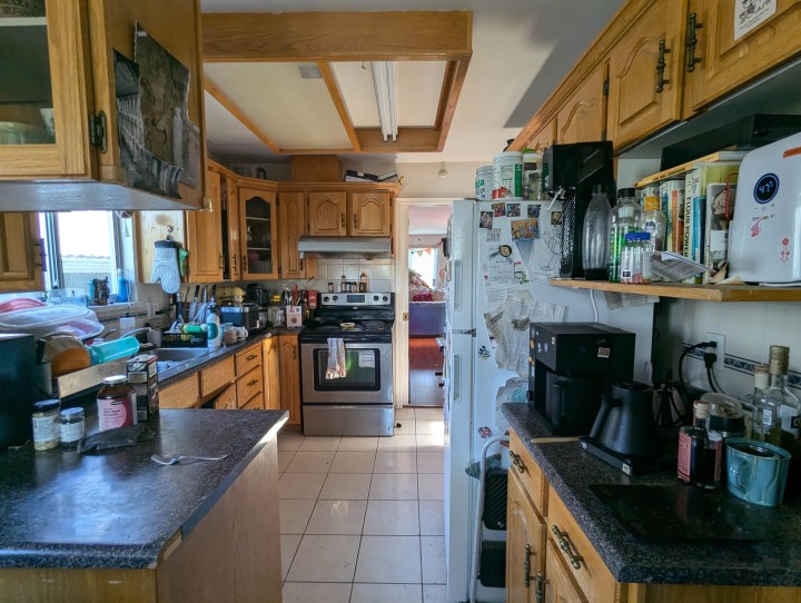 Photo 7 at 3061 Parker Street, Renfrew VE, Vancouver East