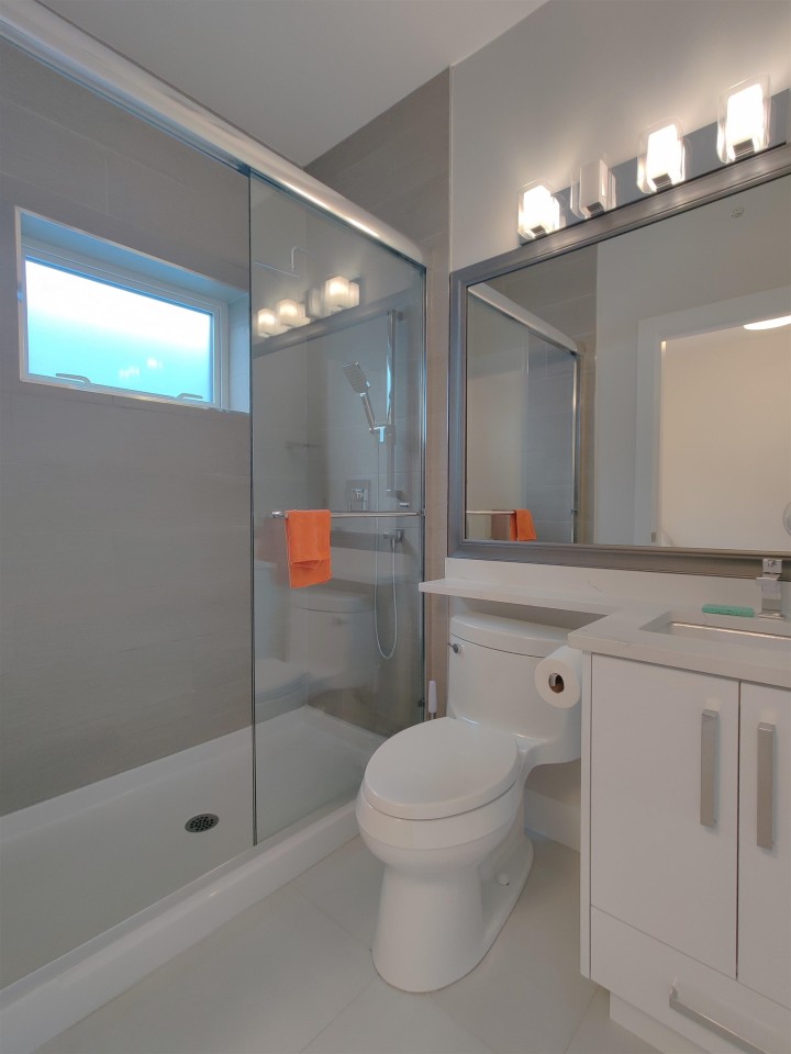 Photo 18 at 2177 E 40th Avenue, Victoria VE, Vancouver East