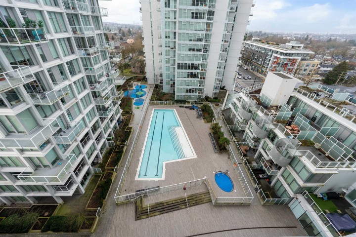 Photo 13 at 1210 - 2220 Kingsway, Victoria VE, Vancouver East