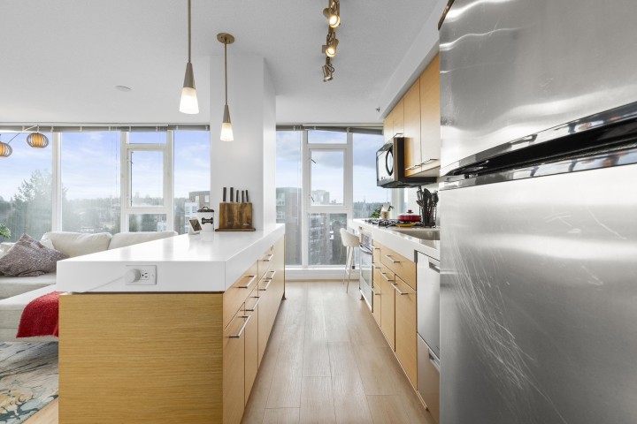 Photo 16 at 709 - 2770 Sophia Street, Mount Pleasant VE, Vancouver East