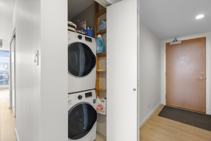 Photo 22 at 709 - 2770 Sophia Street, Mount Pleasant VE, Vancouver East