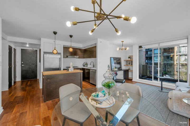 Photo 13 at 605 - 1055 Homer Street, Yaletown, Vancouver West
